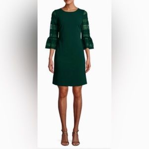 Donna Ricco Crepe Emerald Green shift dress with lace sleeves
